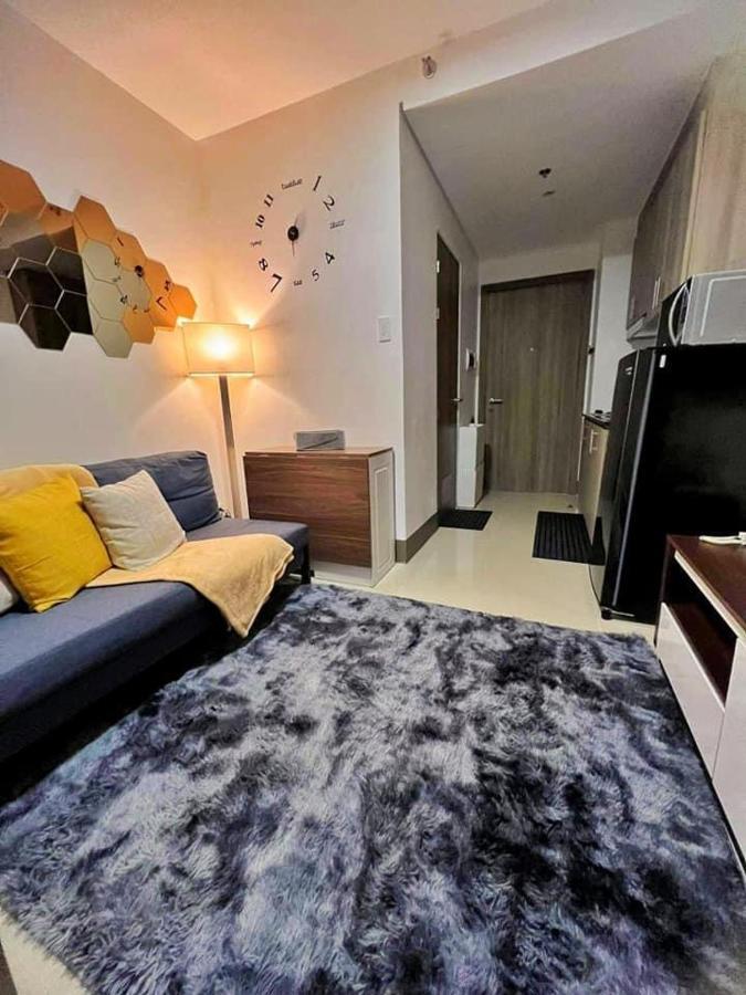 ماندالويونغ Smdc Fame Residence Luxurious Family Suite Condo Near Mrt المظهر الخارجي الصورة